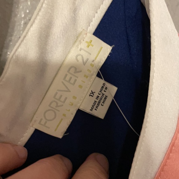 F21 silky wide strap camisole top NWT - Picture 7 of 11